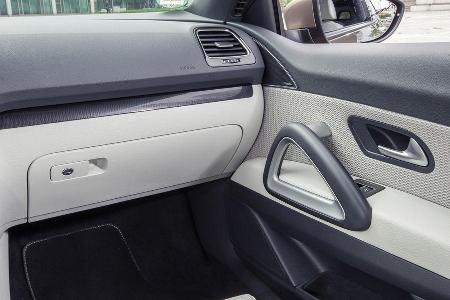 VW Scirocco 2.0 TSI, Trinnenseite, Handschuhfach
