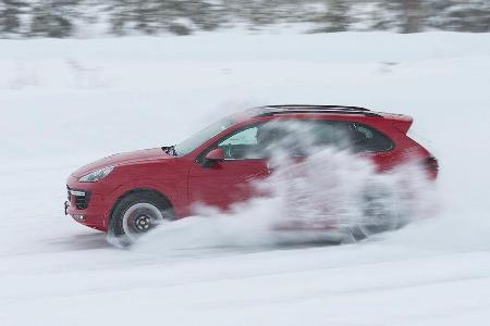 Porsche Cayenne GTS 2015
