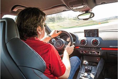 Audi RS3 Sportback 2015, Cockpit