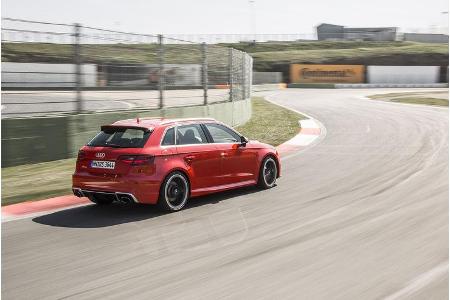 Audi RS3 Sportback 2015, Cockpit