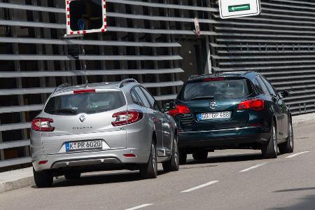 Opel Astra Sports Tourer 1.6 CDTI, Renault Mgane Grandtour Energy dCi 110