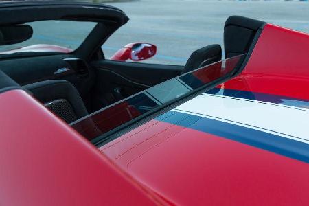 Ferrai 458 Speciale A, Nackensttze