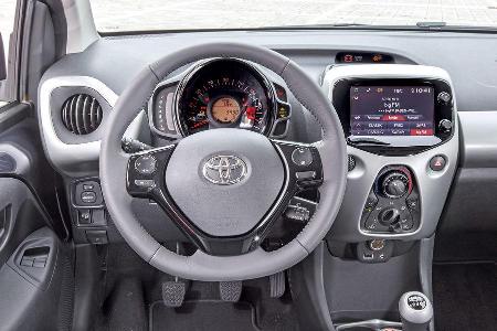 asv 2014, Toyota Aygo, Fahrbericht, Cockpit