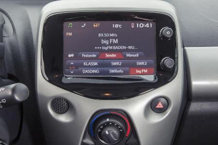 asv 2014, Toyota Aygo, Fahrbericht, Cockpit