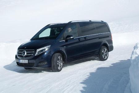 Mercedes V 250 Bluetec 4Matic lang, Kurvenfahrt