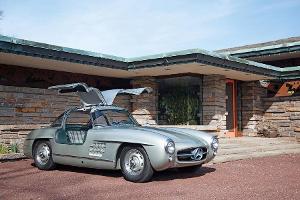 Mercedes 300 SL Flügeltürer und Hoffmann-Anwesen