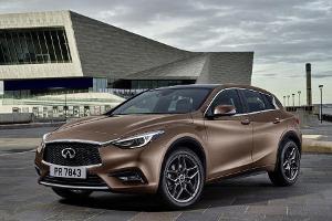 Infiniti Q30 im Fahrbericht