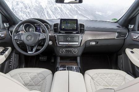Mercedes GLS, Fahrbericht, Cockpit