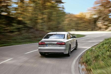 Audi S8 Plus - Limousine - Fahrbericht - V8