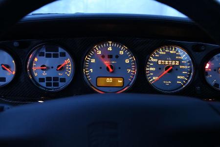 Porsche 993 Turbo, Rundinstrumente