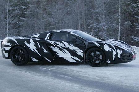 McLaren P11