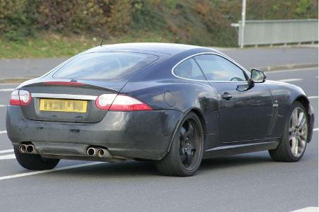 Jaguar XKR-S