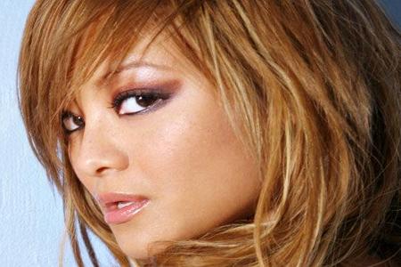 Tila Tequila fährt mit.