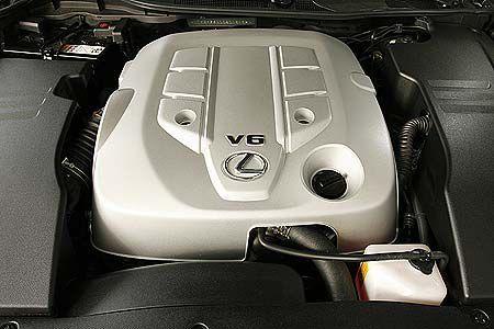 Lexus-V6: guter Durchzug, vor allem aber hervorragende Laufkultur.