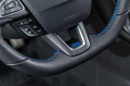 Ford Focus RS, Lenkrad, Detail