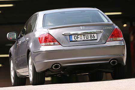 Der Legend ist in allen Fahrsituationen sicher zu bewegen.