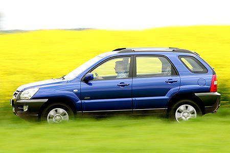 Der Honda CR-V hat einen steilen Heckabschluss ...