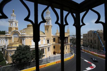 Lewis Hamilton - Mercedes - Formel 1 - GP Aserbaidschan - Baku - 18. Juni 2016