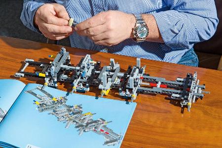 Lego-Technik, Aufbau, Bauplan