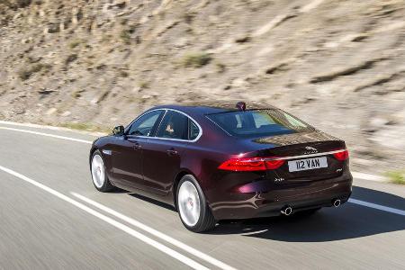 Jaguar XF, Heck