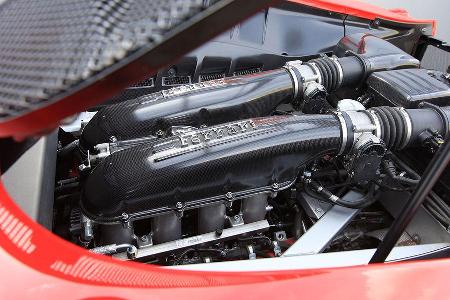 Der Motor ist eine Augenweide - und ein Ohrenschmauß.