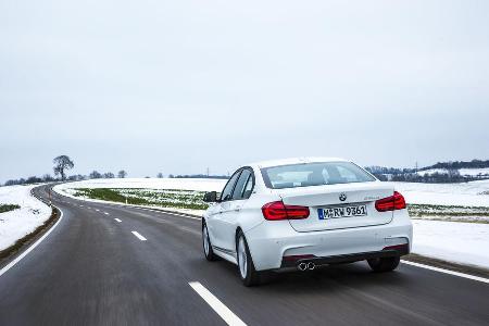 BMW 330e