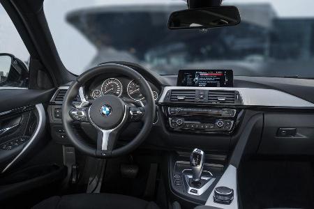 BMW 330e