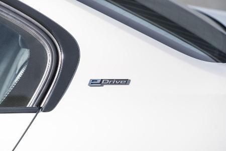 BMW 330e