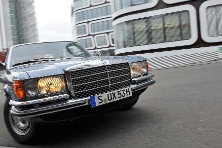 Mercedes 450 SEL 6.9, Khlergrill