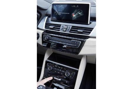 BMW 225xe