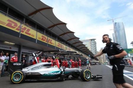 Lewis Hamilton - Mercedes - Formel 1 - GP Aserbaidschan - Baku - 17. Juni 2016