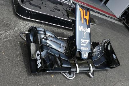 McLaren - Formel 1 - GP Aserbaidschan - Baku - 17. Juni 2016