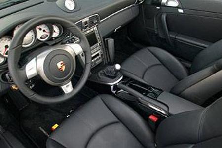 Der Innenraum des Cargraphic-911 wurde nicht angetastet.
