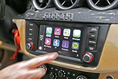 Apple, Infotainment