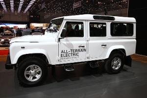 Land Rover Electric Defender auf dem Autosalon Genf
