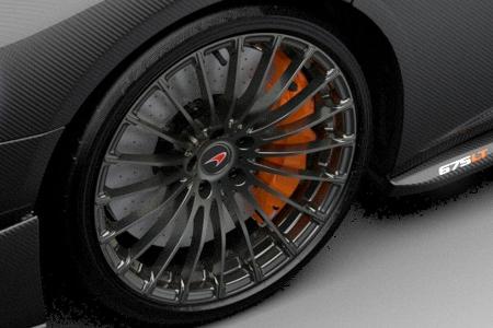 McLaren Special Operations MSO Carbon Series 675LT Spider