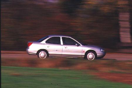 Ford Mondeo 1.8 GT