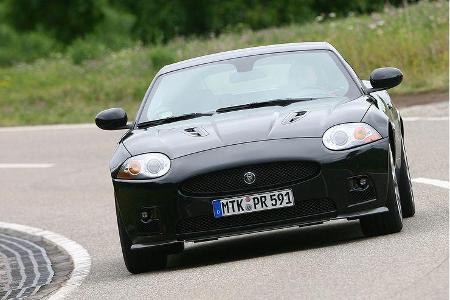 Jaguar XKR-S