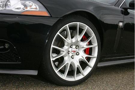Jaguar XKR-S
