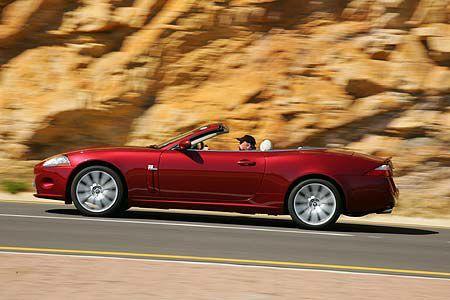 Die Leichtmetall-Bauweise kennzeichnet den neuen Jaguar XK.