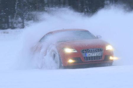 Ebenfalls dabei ist das Audi TTS Coupé mit einem 272 PS starkem quer eingebauten Vierzylinder-Turbomotor.