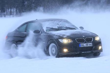 Ebenfalls ein Testkandidat aus Bayern ist das BMW Alpina B3 Biturbo Coupé Allrad mit 360 PS.