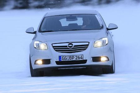 Vom subjektiven Eindruck her steht der Hesse dem Audi S4 in Sachen Agilität kaum nach.