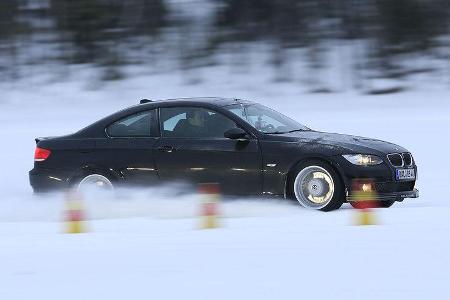 Mit 1.16,9 Sekunden ist der WRX STi das mit Abstand langsamste Auto auf dem 1,1 Kilometer langen Rundkurs.