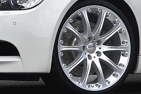 Ein Hingucker sind die 20-Zoll-Felgen.