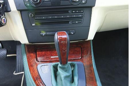 Schaltzentrale: Der B3 ist ausschließlich mit Automatik-Getriebe zu haben.