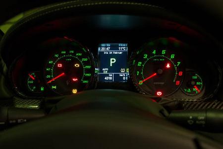 Maserati Gran Cabrio MC, Rundinstrumente