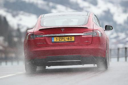 Tesla Model S P85D, Heckansicht