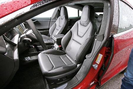 Tesla Model S P85D, Fahrersitz