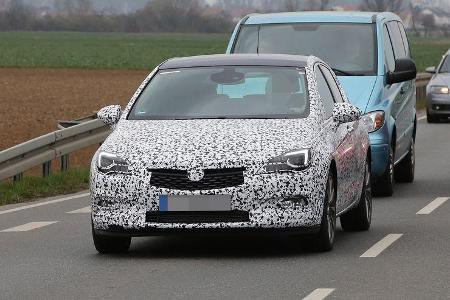 Erlkönig Opel Astra